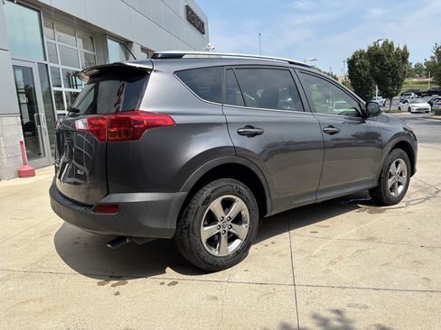 Used 2015 Toyota RAV4 XLE FWD image 6