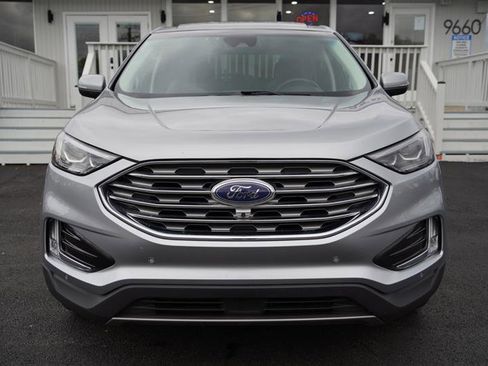 Used 2020 Ford Edge Titanium w/ Equipment Group 301A image 11