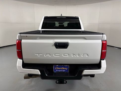 Used 2024 Toyota Tacoma SR5 RWD image 7