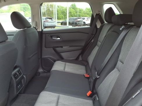New 2026 Nissan Rogue SV FWD image 7