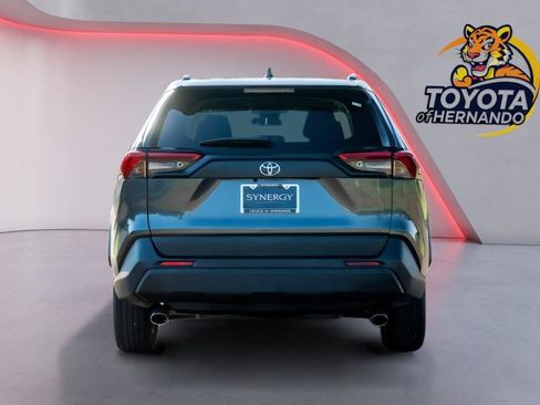 Used 2025 Toyota RAV4 XLE FWD image 7