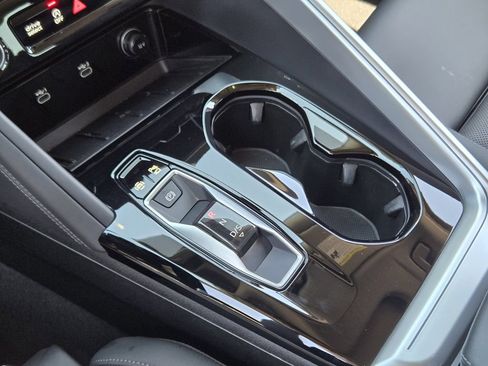 Certified 2025 Audi Q5 Prestige AWD/4WD image 25
