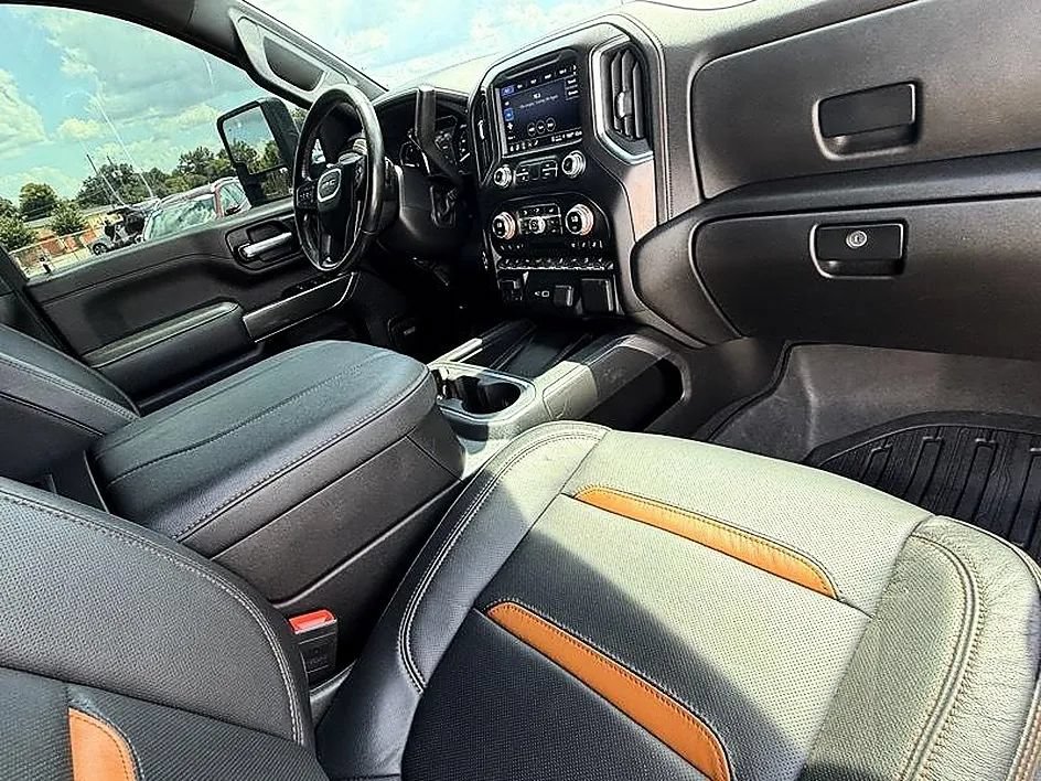Used 2023 GMC Sierra 2500 AT4 w/ AT4 Premium Plus Package AWD/4WD image 25