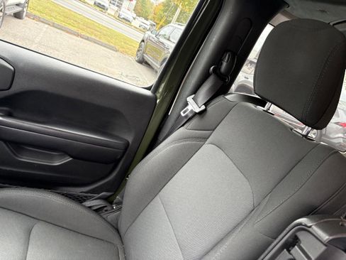 Used 2021 Jeep Wrangler Willys image 19