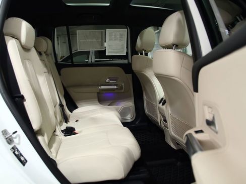 Certified 2025 Mercedes-Benz GLB 250 4MATIC image 24