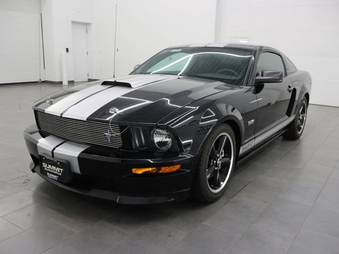 Used 2007 Ford Mustang GT Premium RWD image 7