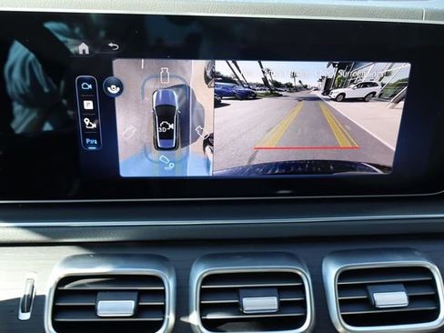 New 2025 Mercedes-Benz GLE 53 AMG 4MATIC image 11