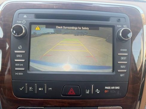 Used 2017 Buick Enclave Premium w/ Trailering Package FWD image 30