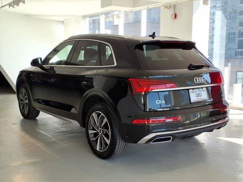 Certified 2023 Audi Q5 2.0T Premium w/ Convenience Package image 6