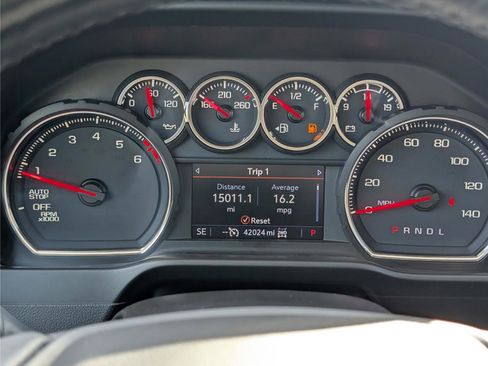 Used 2020 Chevrolet Silverado 1500 RST image 32