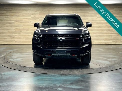 Used 2024 Chevrolet Tahoe Z71 w/ Luxury Package AWD/4WD image 9