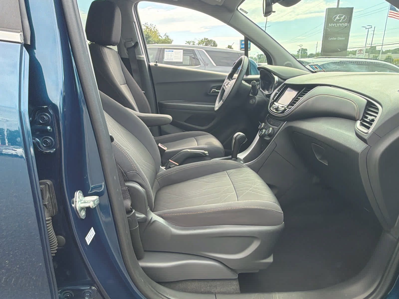 Certified 2020 Chevrolet Trax LT FWD image 22