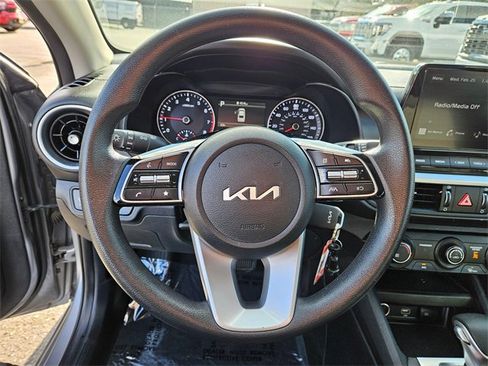 Used 2024 Kia Forte LXS image 17