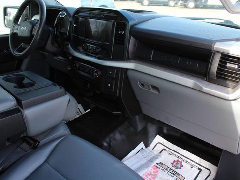 Used 2022 Ford F150 XL w/ Trailer Tow Package image 25