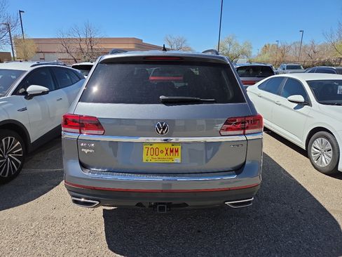 Used 2023 Volkswagen Atlas SE image 13