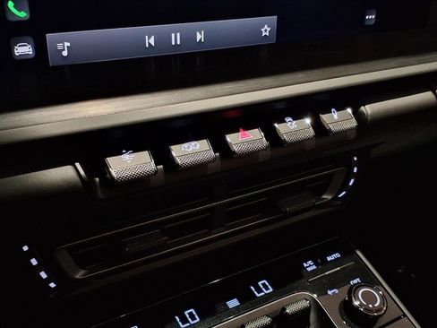 Used 2023 Porsche 911 Targa 4 GTS image 15