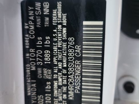 Used 2025 Hyundai Venue SEL FWD image 7