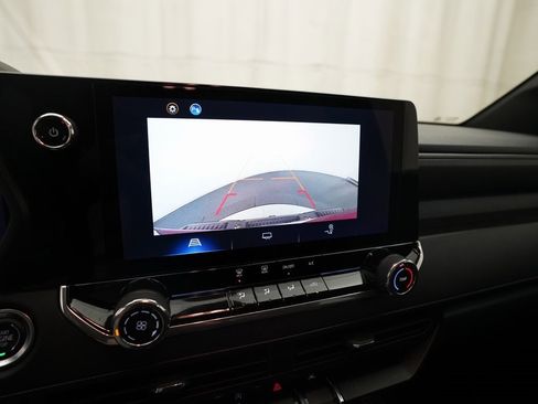 Used 2024 Chevrolet Colorado Trail Boss w/ Advanced Trailering Package image 19