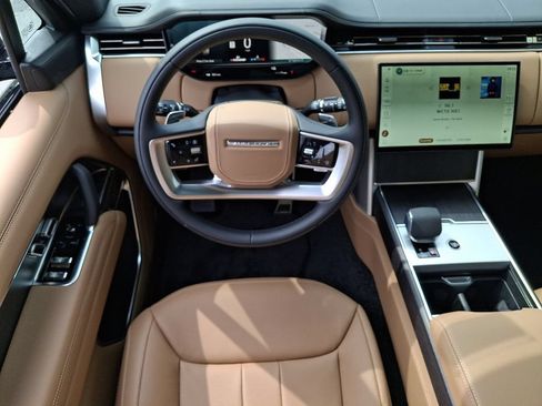 New 2026 Land Rover Range Rover Long Wheelbase SE AWD/4WD image 7