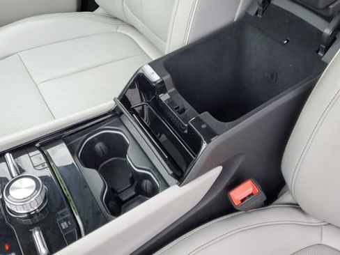 Certified 2022 Jeep Grand Cherokee Overland w/ Advanced Protech Group III image 23