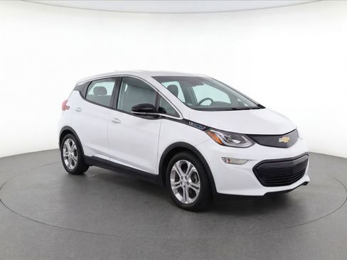 Used 2017 Chevrolet Bolt LT FWD image 2