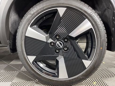 New 2026 Nissan Kicks SR w/ SR Premium Package image 13