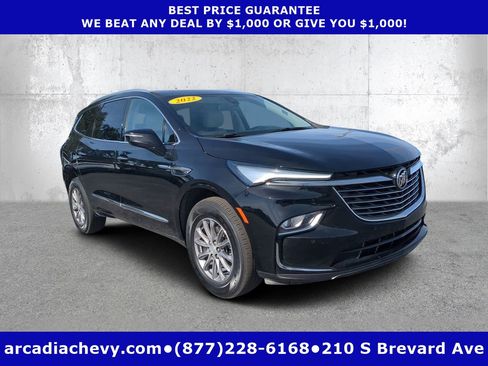 Used 2022 Buick Enclave Essence image 1