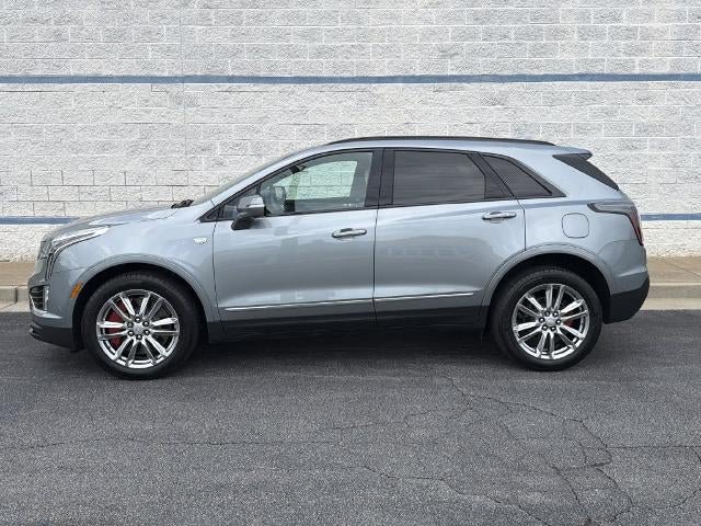 Certified 2023 Cadillac XT5 Sportv w/ Technology Package AWD/4WD image 4