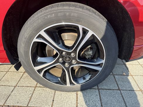 Used 2020 Ford Edge ST w/ Equipment Group 401A AWD/4WD image 10
