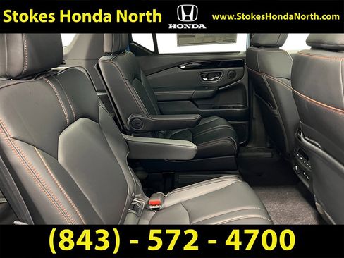 New 2025 Honda Pilot TrailSport image 38