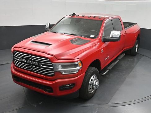 Used 2023 RAM 3500 Laramie AWD/4WD image 43