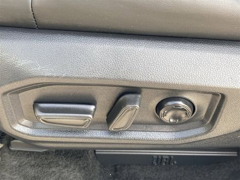 Certified 2025 Toyota Sequoia Platinum image 22