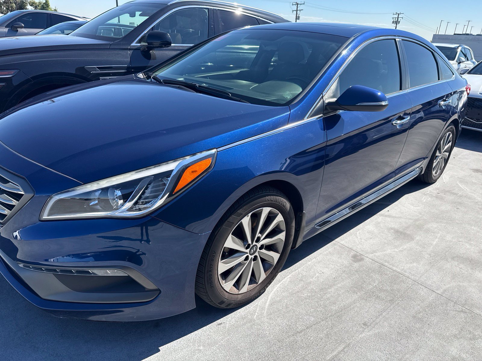 Used 2017 Hyundai Sonata Sport w/ Value Edition Package 02 FWD image 2