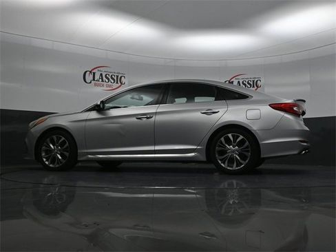 Used 2015 Hyundai Sonata Limited 2.0T image 24