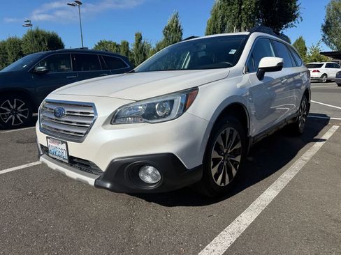 Used 2015 Subaru Outback 2.5i Limited AWD/4WD image 1