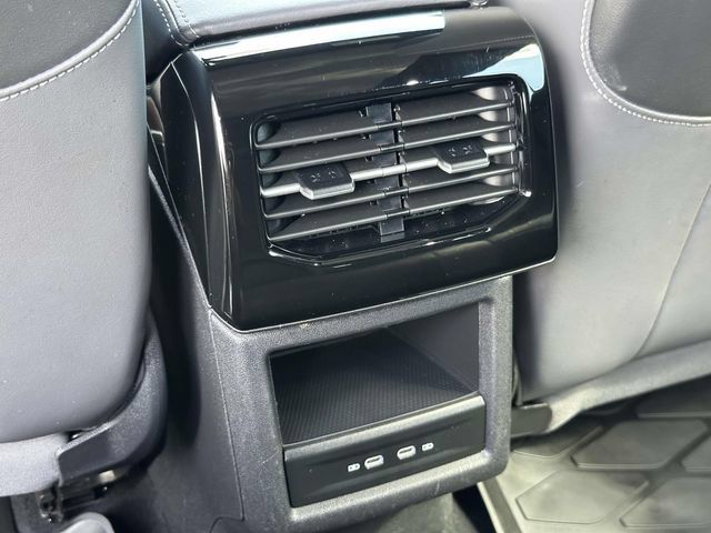 Used 2023 Volkswagen ID.4 Pro S AWD/4WD image 18