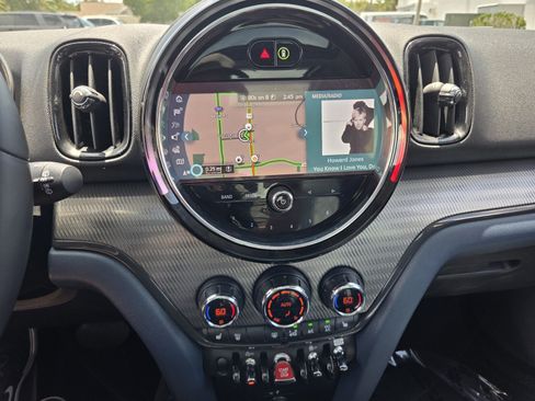 Used 2024 MINI Cooper Countryman S w/ Premium Package FWD image 23