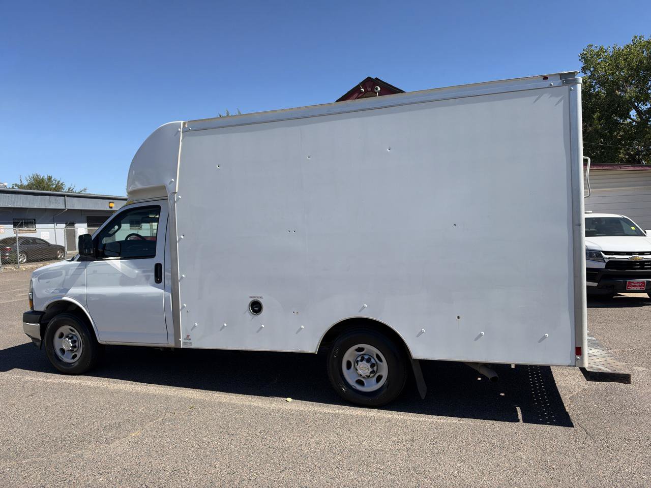 Used 2021 Chevrolet Express 3500 w/ Power Convenience Package RWD image 6