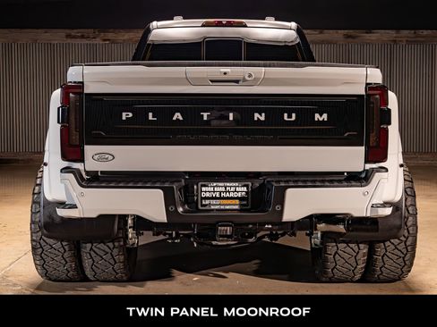 Used 2026 Ford F450 Platinum w/ Platinum Plus Package image 8