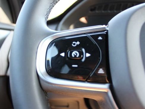 Certified 2024 Volvo XC90 T8 Ultimate AWD/4WD image 33