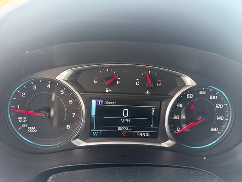 Used 2018 Chevrolet Malibu LT FWD image 11