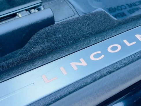 Used 2019 Lincoln Continental AWD w/ Equipment Group 500A image 16