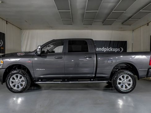 Used 2023 RAM 2500 Laramie AWD/4WD image 11