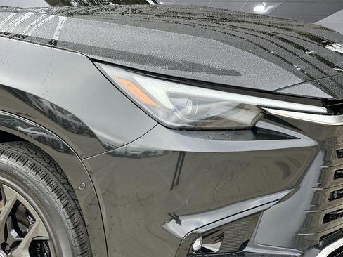 New 2026 Lexus TX 500h AWD image 10