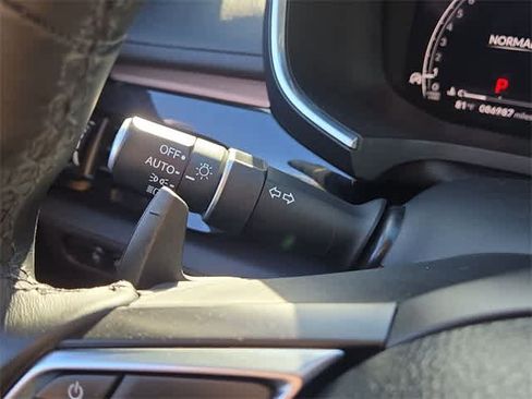 Certified 2022 Acura MDX SH-AWD w/ Technology Package image 26