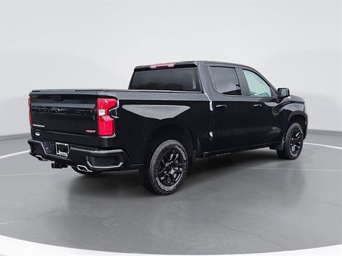 Used 2022 Chevrolet Silverado 1500 RST image 3