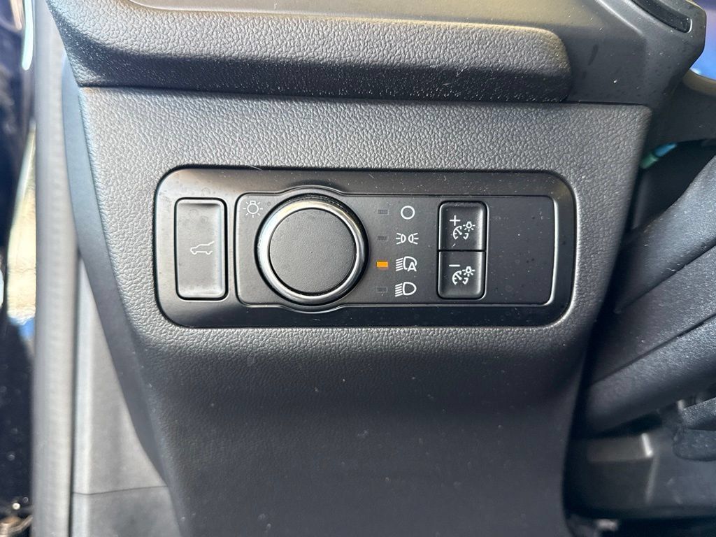 Certified 2024 Ford Escape ST-Line w/ Tech Pack #1 AWD/4WD image 15