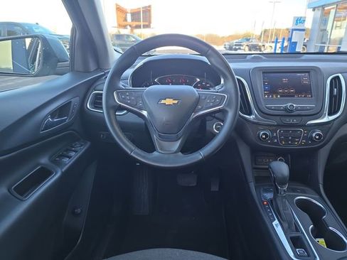 Used 2024 Chevrolet Equinox LT image 13