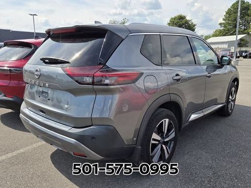 Used 2023 Nissan Rogue SL w/ SL Premium Package FWD image 4
