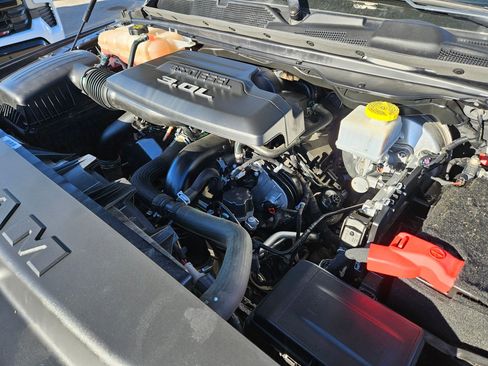 Used 2022 RAM 1500 Laramie image 33